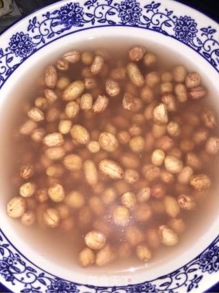 咸味花生米的做法步骤：3