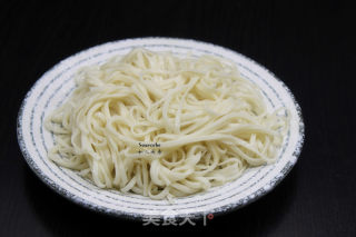凉拌挂面的做法步骤：4
