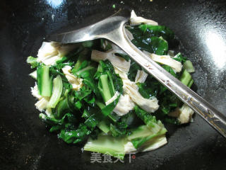 腐竹炒君叠菜的做法步骤：8