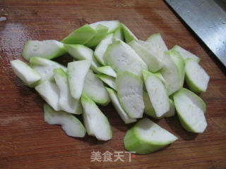 羊尾笋蚕豆夜开花汤的做法步骤：3