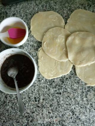 红豆老婆饼~电饼铛版的做法步骤：1