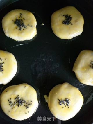 红豆老婆饼~电饼铛版的做法步骤：3
