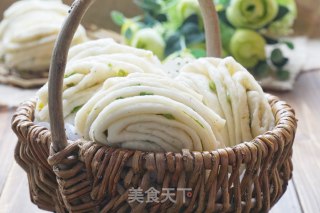 葱香椒盐花卷的做法步骤：17