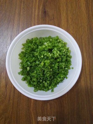葱香发面饼的做法步骤：4
