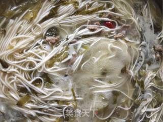 酸菜肉丝面（牛肉）的做法步骤：6