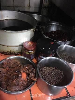 干锅排骨的做法步骤：3