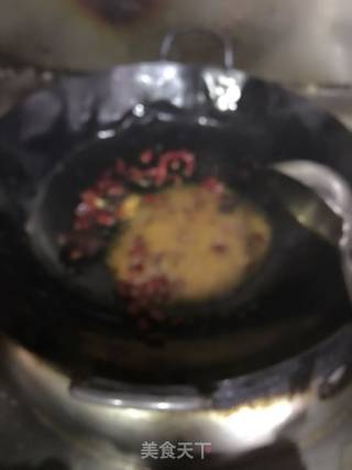 干锅排骨的做法步骤：4
