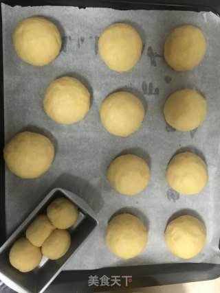 粗粮也好吃——全麦豆沙包的做法步骤：4