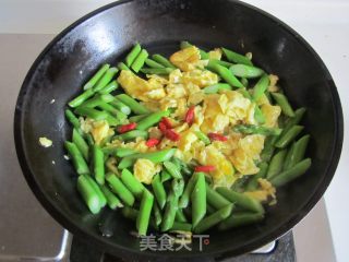 芦笋焯鸡蛋的做法步骤：8