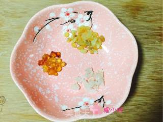 雪燕桃胶皂米羹的做法步骤：1