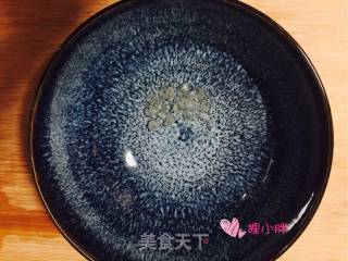 雪燕桃胶皂米羹的做法步骤：2