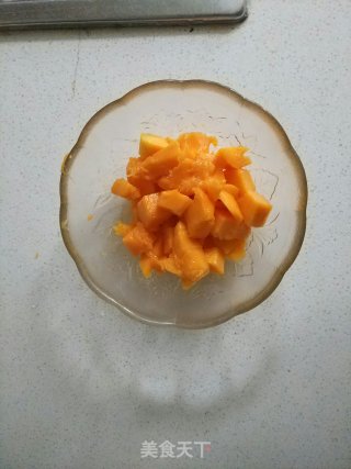 芒果雪媚娘的做法步骤：3