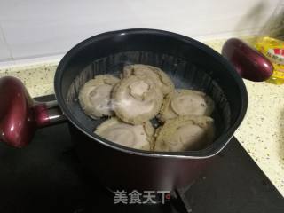 红烧南非干鲍鱼的做法步骤：4