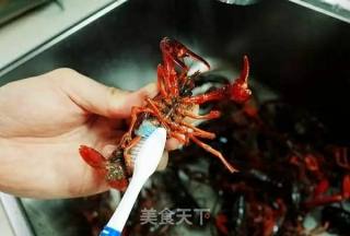 麻辣小龙虾的做法步骤：2