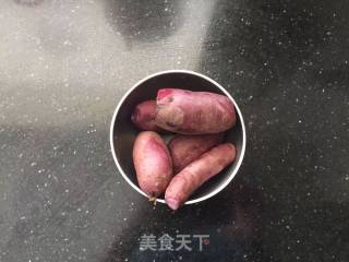 红香妃紫薯软欧的做法步骤：1