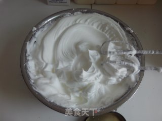 草莓雪人蛋糕的做法步骤：8