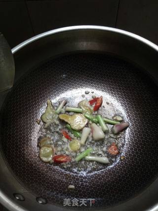 鲜甜花甲的做法步骤：2