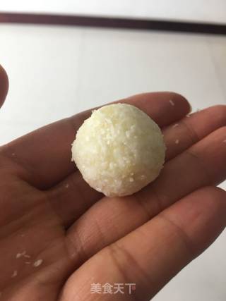 蛋白椰丝球的做法步骤：6