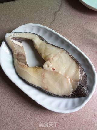 浇汁鳕鱼的做法步骤：1