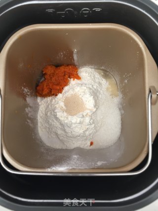 卡通南瓜面包的做法步骤：3