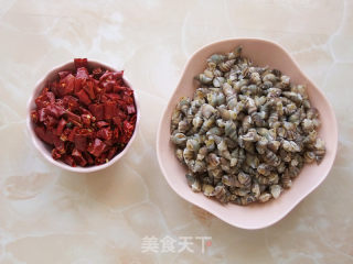 辣炒海瓜子的做法步骤：1