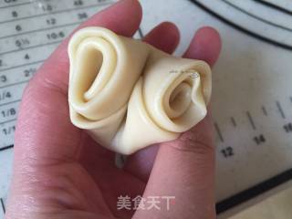 网红超有料蛋黄酥的做法步骤：13