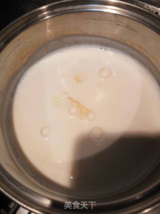没有淡奶油的双色香蕉牛奶慕斯杯的做法步骤：5