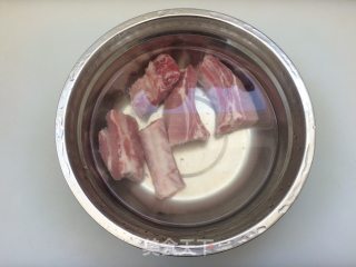 清炖排骨的做法步骤：2