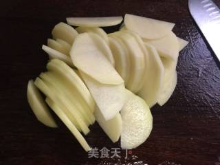 土豆泥小饼的做法步骤：1