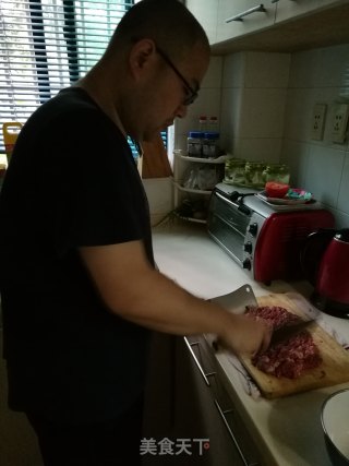 香酥牛肉饼的做法步骤：4