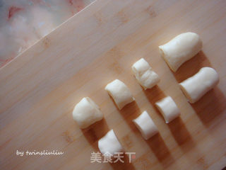 创意中式白皮酥点心之年年有余的做法步骤：7