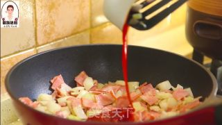 想吃披萨没烤箱就做披萨馅饼吧！的做法步骤：8