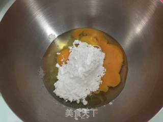 肉松杯子蛋糕的做法步骤：2