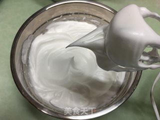 红丝绒蛋糕卷的做法步骤：7