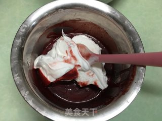 红丝绒蛋糕卷的做法步骤：8