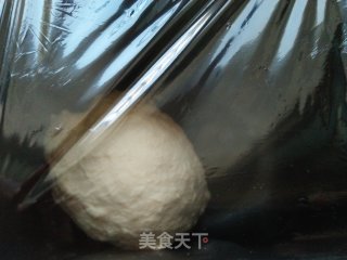 碧根果桂圆酸奶软欧的做法步骤：2