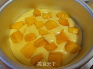 玫瑰花水晶芒果慕斯的做法步骤：11