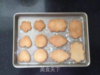 蕾丝玫瑰糖霜饼干的做法步骤：8