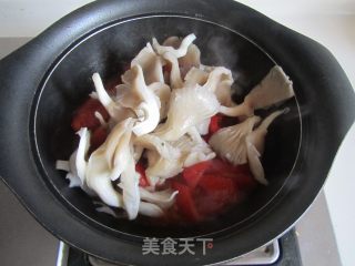 番茄平菇蛋花汤的做法步骤：5