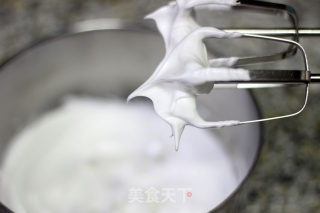 小兔彩绘蛋糕卷的做法步骤：2