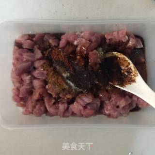 孜然牙签肉的做法步骤：4