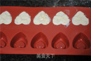 爱的滋味，就是这个酸甜——爱心蓝莓慕斯的做法步骤：7
