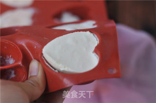 爱的滋味，就是这个酸甜——爱心蓝莓慕斯的做法步骤：8
