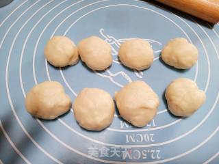 鲜肉面包的做法步骤：4