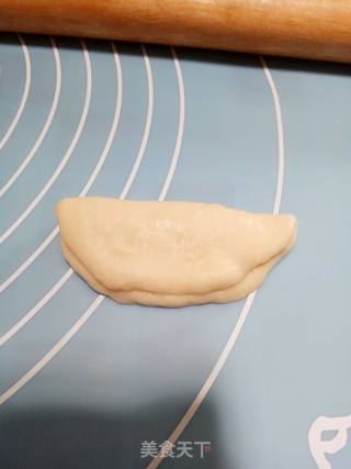 鲜肉面包的做法步骤：6