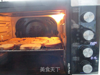 迷迭香蒜蓉面包片的做法步骤：12