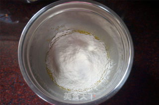 椰蓉蛋糕卷的做法步骤：4