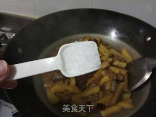 酱香茄子????焖土豆的做法步骤：11