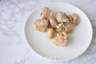 山药鸡腿汤的做法步骤：4