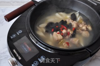 山药鸡腿汤的做法步骤：12